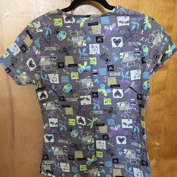 Scrub top - Picture 2 of 2